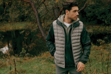 Logotrade Werbeartikel das Foto: Iqoniq Logan Lightweight Jacke aus recyceltem Polyester