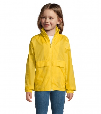 Logotrade werbemittel das Foto: SURF KIDS WINDBREAKER 210g