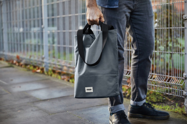 Logotrade Logogeschenke das Foto: Black+Blum isolierte 16L Trage- & Kühltasche