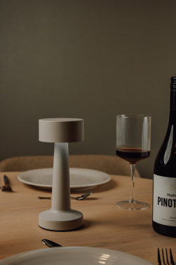 Logotrade Firmengeschenke das Foto: VINGA Maris Tischleuchte aus RCS recyceltem ABS