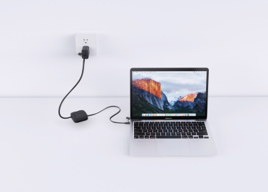 Logotrade Geschäftsgeschenke das Foto: Urban Vitamin San Jose 100W-Halter mit einziehbarem Kabel