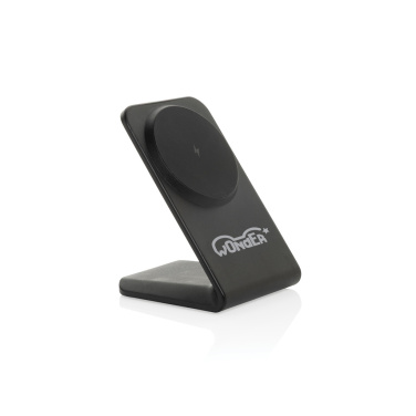 Logotrade Werbeartikel das Foto: VoltPerch 15W magnetischer Wireless Charger aus RCS rec. ABS