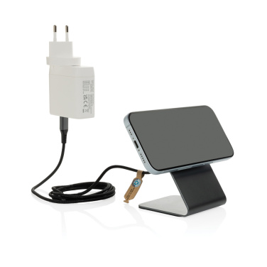 Logotrade Logogeschenke das Foto: Terra Aluminium 15W magnetischer Wireless-Charger