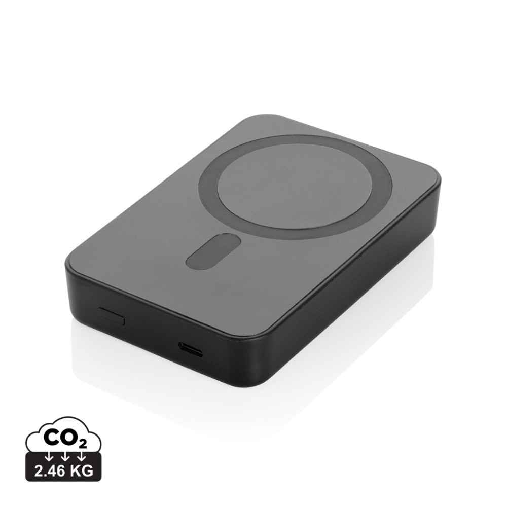 Logotrade Werbeartikel das Foto: Amporia 10.000mAh magnetische Powerbak aus RCS rec. ABS