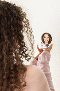 Logotrade Werbeartikel das Foto: Lumora aufladbarer RCS LED Make-Up-Spiegel