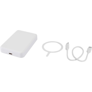 Logotrade Geschäftsgeschenke das Foto: Acrab 15 W 5.000 mAh magnetische kabellose Powerbank mit 20 W PD aus recyceltem Kunststoff