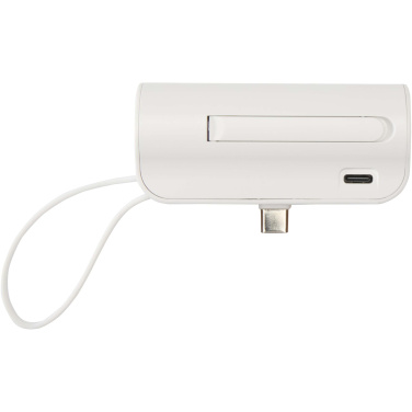 Logotrade Geschäftsgeschenke das Foto: Alnair 10 W 5000 mAh Typ C Powerbank aus recyceltem Kunststoff mit integriertem Klappständer und 2 in 1 Kabel