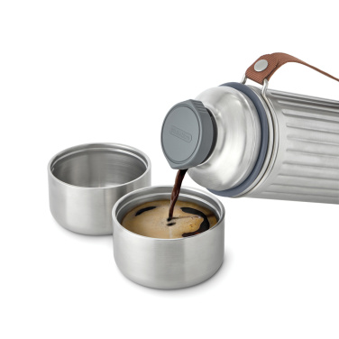 Logotrade Firmengeschenke das Foto: Black+Blum Explorer Flasche Duo 1L