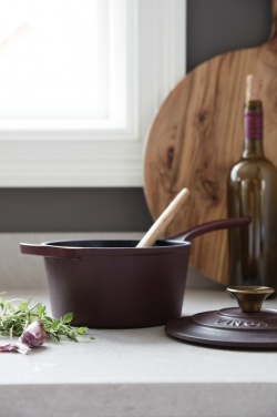 Logo trade corporate gifts picture of: VINGA Monte enamelled cast iron pot 1,9L