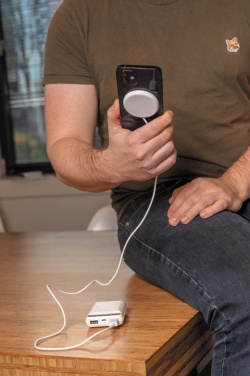 Logotrade promotional giveaway picture of: 5W magnetic wireless charger