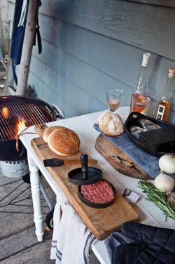 Logotrade promotional products photo of: BBQ set with hamburger press and brush