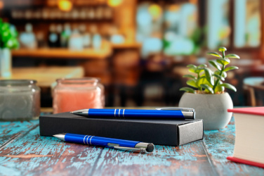 Logo trade promotional merchandise image of: Metal writing set CLAREMONT