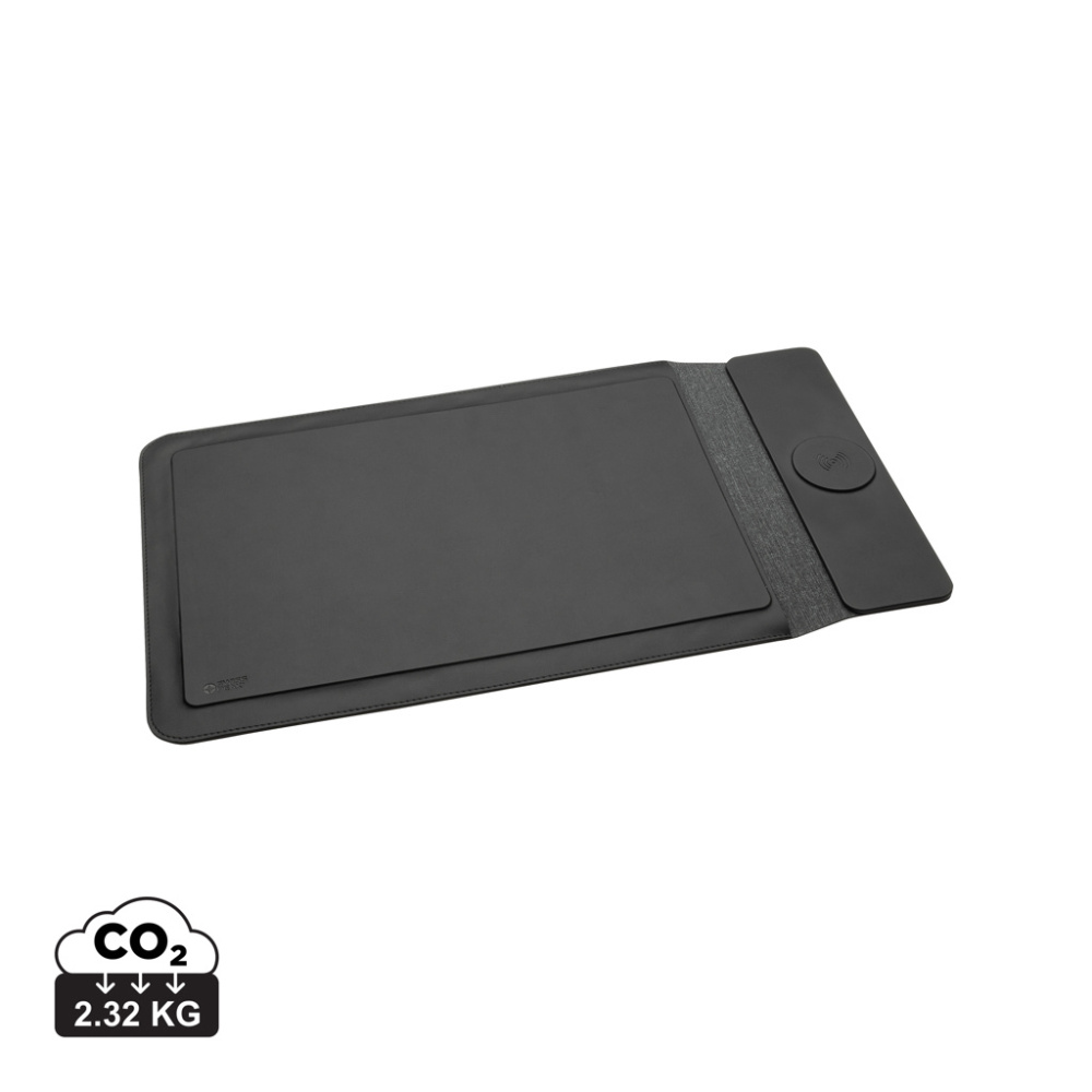 Logo trade promotional products picture of: Swiss Peak 15W magnetic charging laptop sleeve 14-15,6"