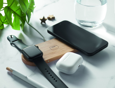 Logotrade promotional merchandise picture of: 3 in 1 15W wireless charger