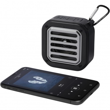 Logo trade reklaamkingituse pilt: Solo 3W IPX5 RCS taaskasutatud plastikust päikeseenergia Bluetooth® kõlar karabiiniga 