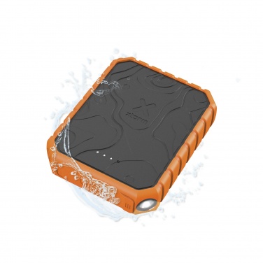 Logotrade reklaamkingituse foto: Xtorm XR201 Xtreme 10 000 mAh 20 W QC3.0 veekindel vastupidav akupank koos taskulambiga
