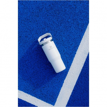 Logo trade meene pilt: Stanley 890 ml IceFlow™ kõrrega termoskruus