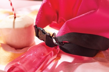 Logo trade ärikingituse pilt: VINGA Lean tritaanist veepudel