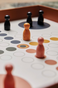 Logo trade firmakingitused foto: VINGA Ludo kohvilauamäng