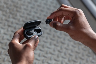 Logo trade reklaamkingid foto: Urban Vitamin Palm Springsi RCS rplastist ENC kõrvaklapid