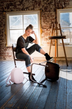 Logo trade ärikingi pilt: Elle Fashion, Vargusvastane seljakott
