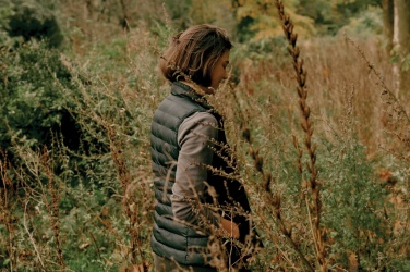 Logo trade firmakingid foto: Iqoniq Meru naiste taaskasutatud polüestrist vest