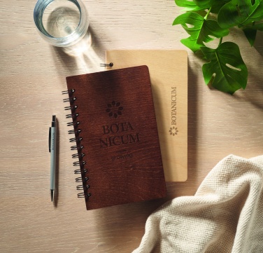 Logotrade meened pilt: A5 kasepuidust märkmik GROWBOOK™