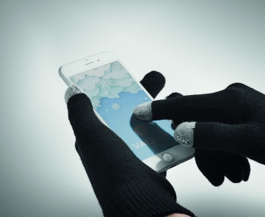 Logo trade firmakingitused foto: Talvekomplekt taaskasutatud materjalist, kindad, müts ja sall