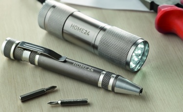 Logo trade ärikingitused foto: 2-osaline tööriistakomplekt