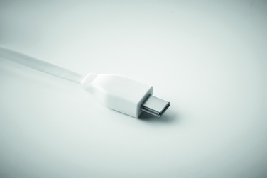 Logotrade firmakingituse foto: Bambusest 3-in-1 kaabel