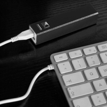 Logo trade ärikingitused foto: Metallist akupank PORT HOPE 2200mAh