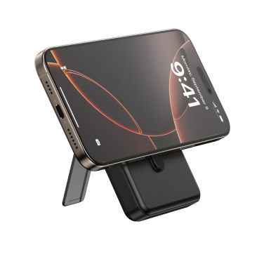 Logotrade reklaamtoote foto: Urban Vitamin Delano 5in1 10 000mah 20WPD magnetiline akupank