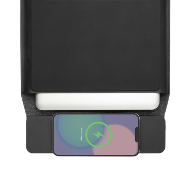 Logo trade firmakingituse pilt: Swiss Peak 15W magnetilise laadimisega sülearvutiümbris 14-15,6"