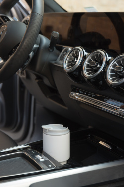 Logo trade ärikingitused foto: VINGA Nagano kaasaskantav termoskruus 350 ml