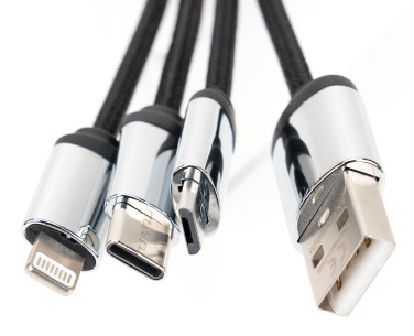 Logo trade meene pilt: 4-ühes kaabel puidust korpuses helendava logoga