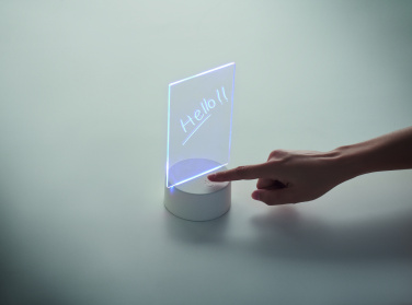 Logotrade meened pilt: LEDMEMO valgustatud LED-märkmetahvel