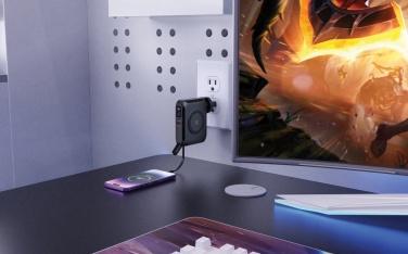 Logo trade liikelahjat mainoslahjat kuva: Urban Vitamin Oxnard 5 in 1 65W yleislaturi