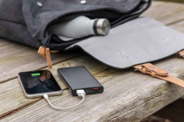 Logo trade liikelahjat mainoslahjat kuva: Alumiininen 18W 10000mAh PD varavirtalähde