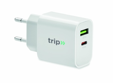 Logotrade liikelahja tuotekuva: USB-laturi EU-pistokeella