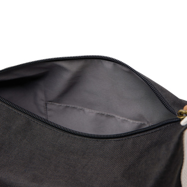 Logotrade mainoslahjat kuva: VINGA Sortino-toilettilaukku RCS