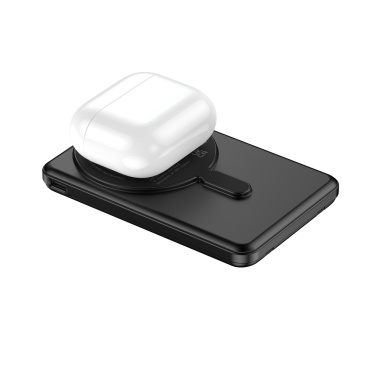 Logotrade mainostuote tuotekuva: Urban Vitamin Redwood 5in1 5000mah 20W PD tehopankki