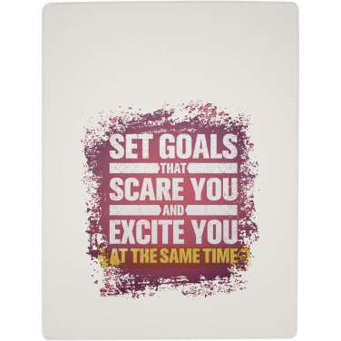 Logo trade liikelahja kuva: Clast A4-kokoinen kirjoitusalusta magneettisulkijalla ja RCS-kierrätetyllä kuulakärkikynällä (musta muste)