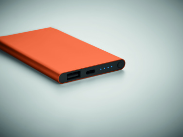 Logotrade firminės dovanos nuotrauka: 4000 mAh C tipo maitinimo blokas