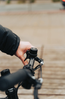 Logotrade biznesa dāvanas foto: Pedalfinder velosipēda zvans ar atrašanās vietas noteikšanu visā pasaulē