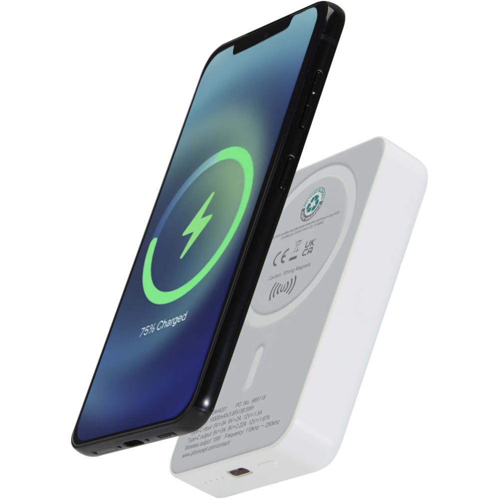 Logotrade dāvanas foto: Acrab 10.000 mAh 15W magnētiskā bezvadu pārnēsājamā uzlādes ierīce ar 20W PD - izgatavota no pārstrādātas plastmasas