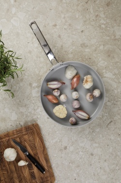 Лого трейд pекламные подарки фото: Сковорода VINGA Alte RCS из переработанного алюминия 25 см