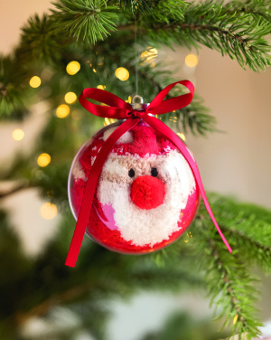 Лого трейд pекламные cувениры фото: Santa socks in bauble ornament