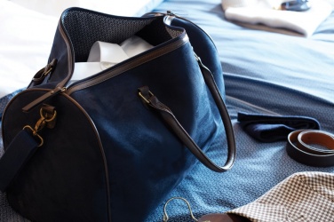 Logotrade reklamprodukter bild: VINGA Hunton weekendbag