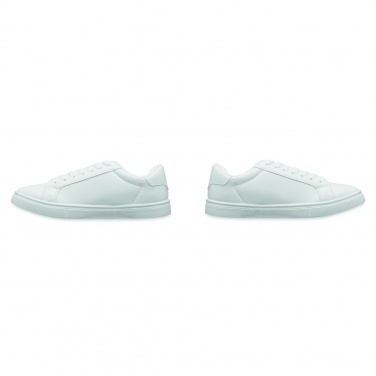 Logotrade kampanjprodukter bild: Sneakers i PU storlek 47
