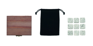 Logotrade reklamprodukter bild: 9 isbitar av sten i låda